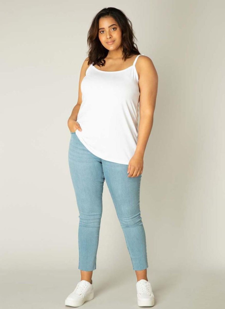 Base Level Curvy | Base Level Curvy Base Level Curvy Top Alexa 003 White