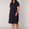 Base Level Curvy | Base Level Curvy Base Level Curvy Jurk Yenna 083 Dark Blue