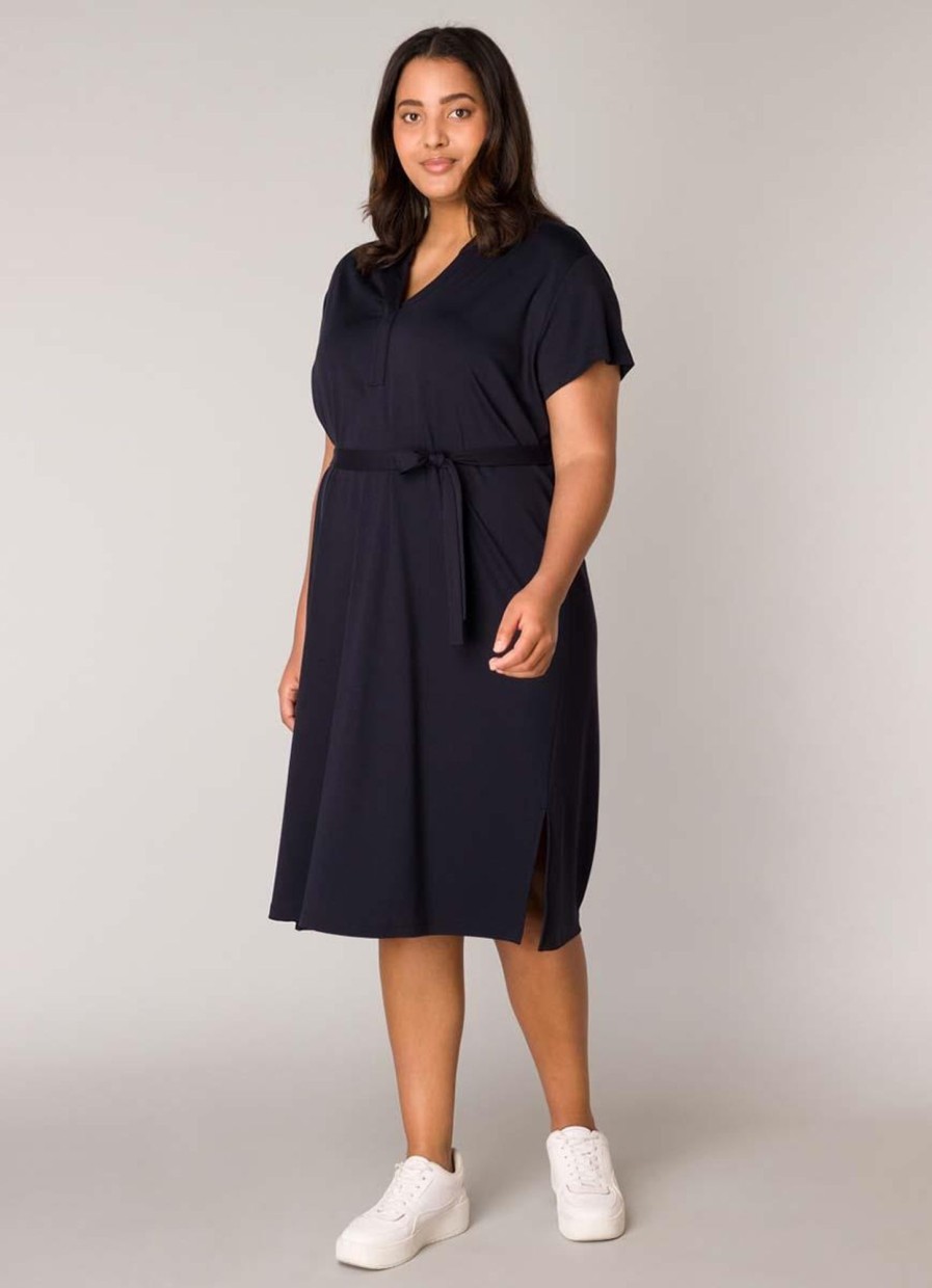 Base Level Curvy | Base Level Curvy Base Level Curvy Jurk Yenna 083 Dark Blue