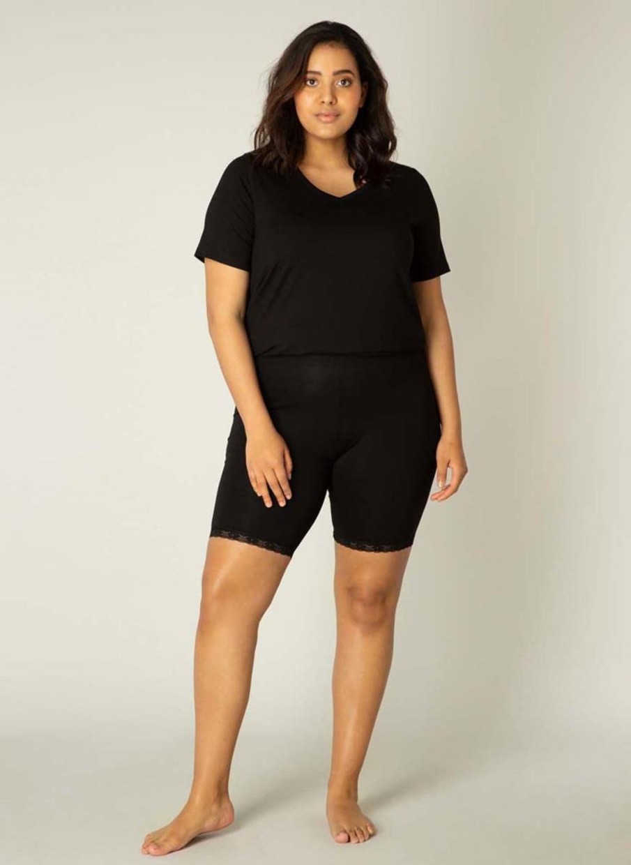 Base Level Curvy | Base Level Curvy Base Level Curvy Ava Legging Short 010 Black