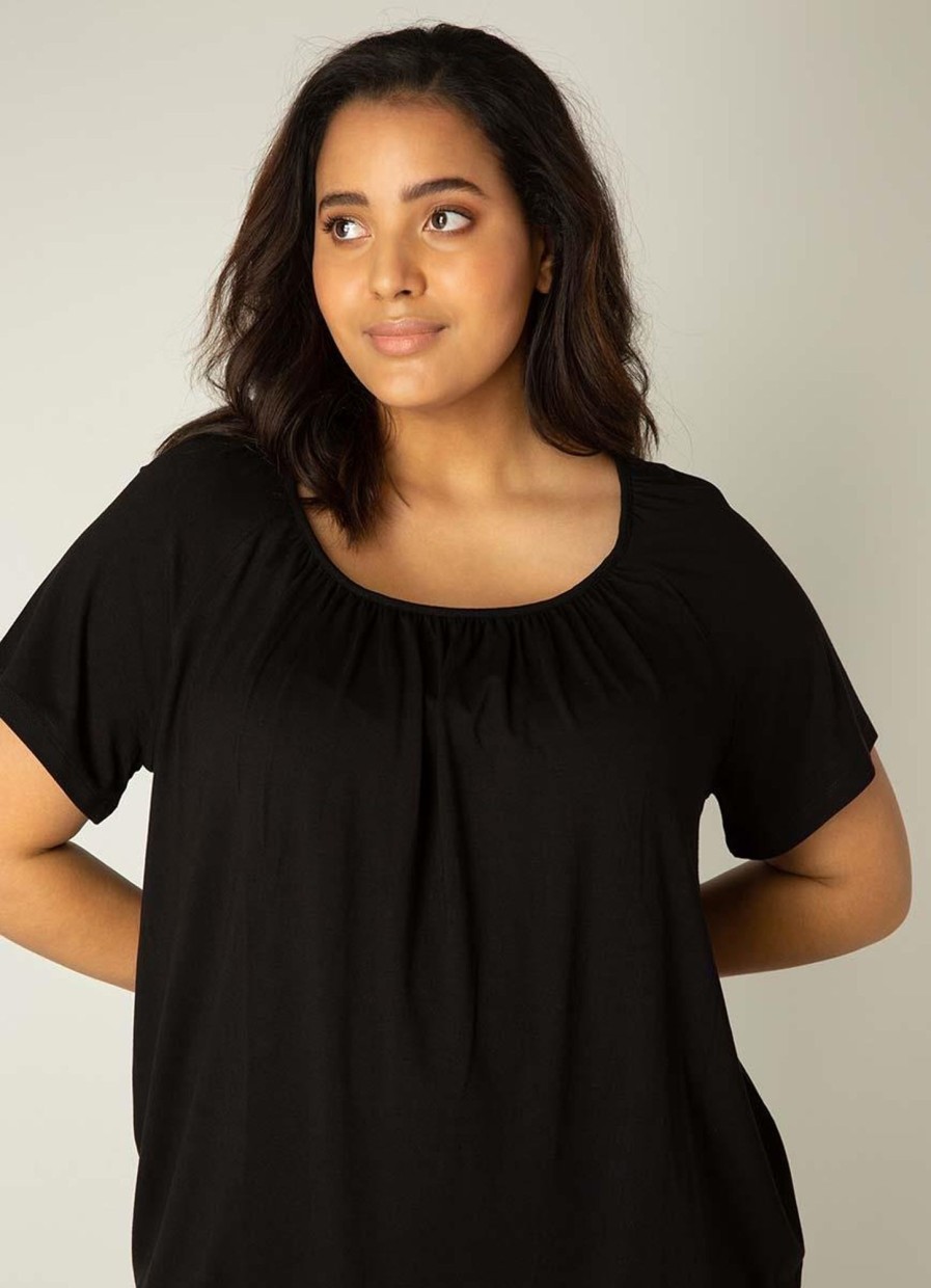 Base Level Curvy | Base Level Curvy Base Level Curvy Shirt Yoni 033 Black